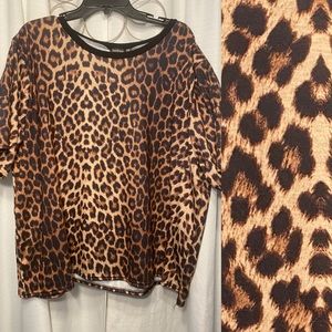 Leopard Print Plus Size T-shirt